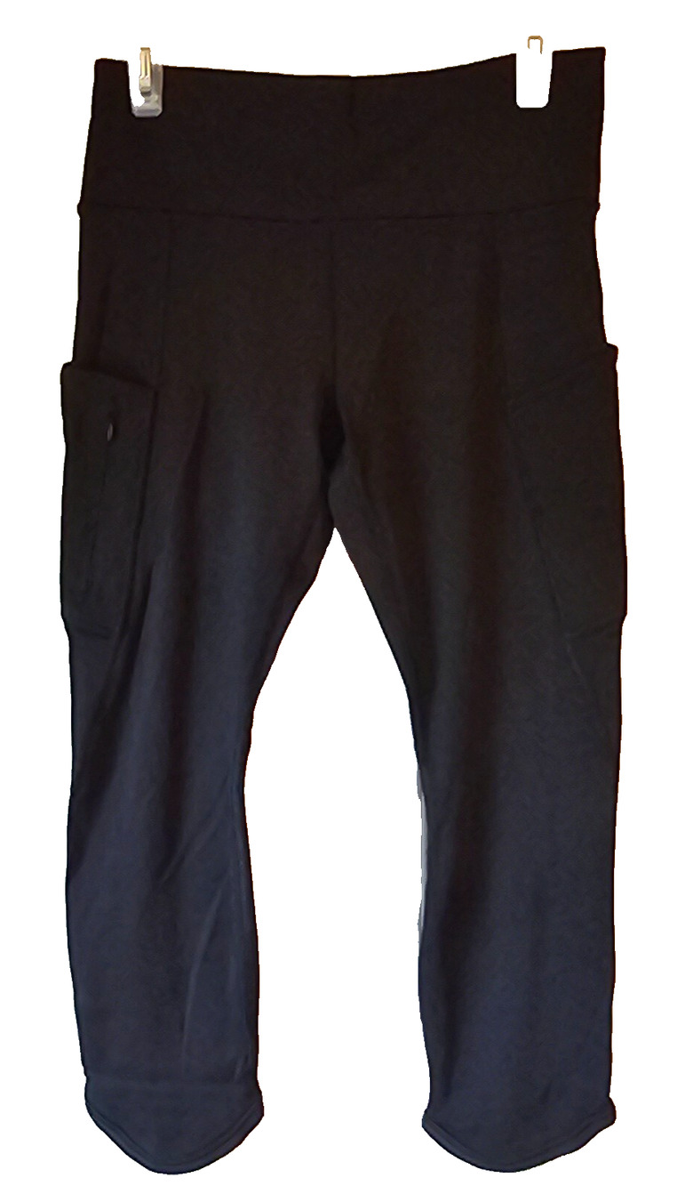 Athleta Womens Medium Black Cargo Capri Pants Stretch Athletic Cropped Pockets